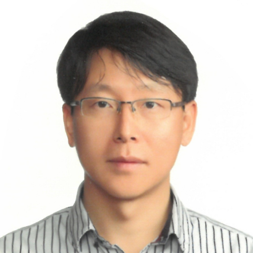 Young Woong Kim