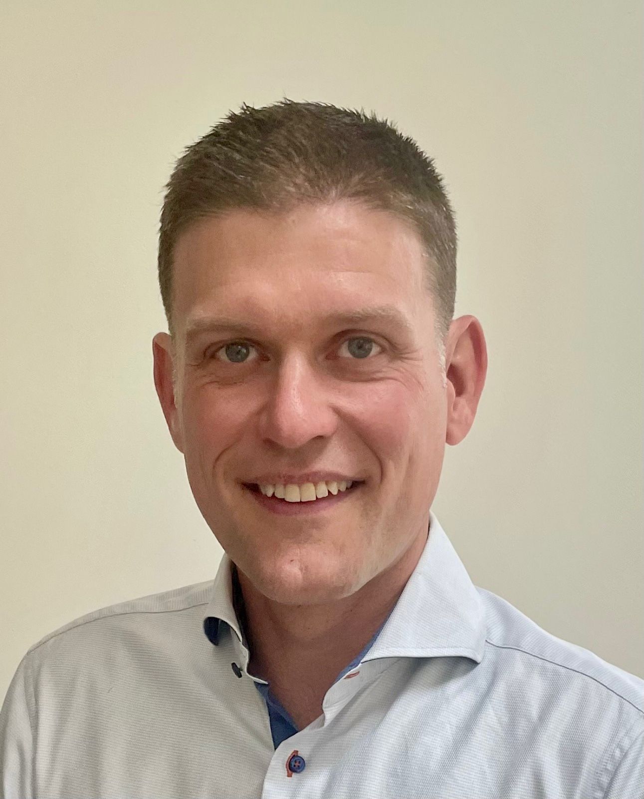 Andrew Todd 	 - M gROUP