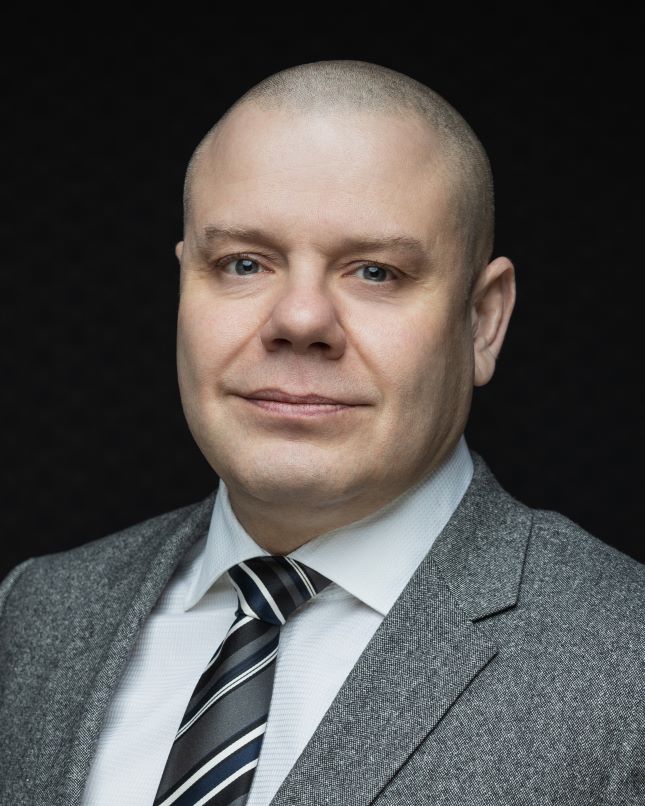 Dr. Sascha Dorok