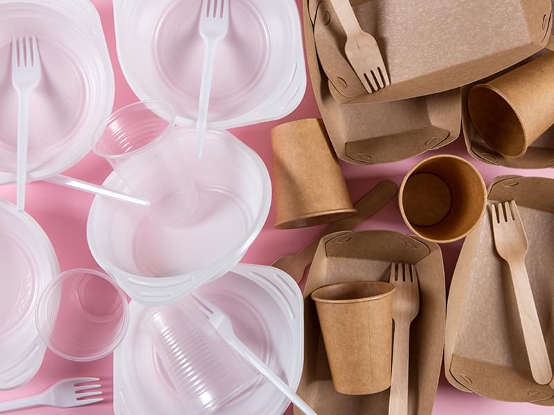 Infographic: Paper vs plastic packaging